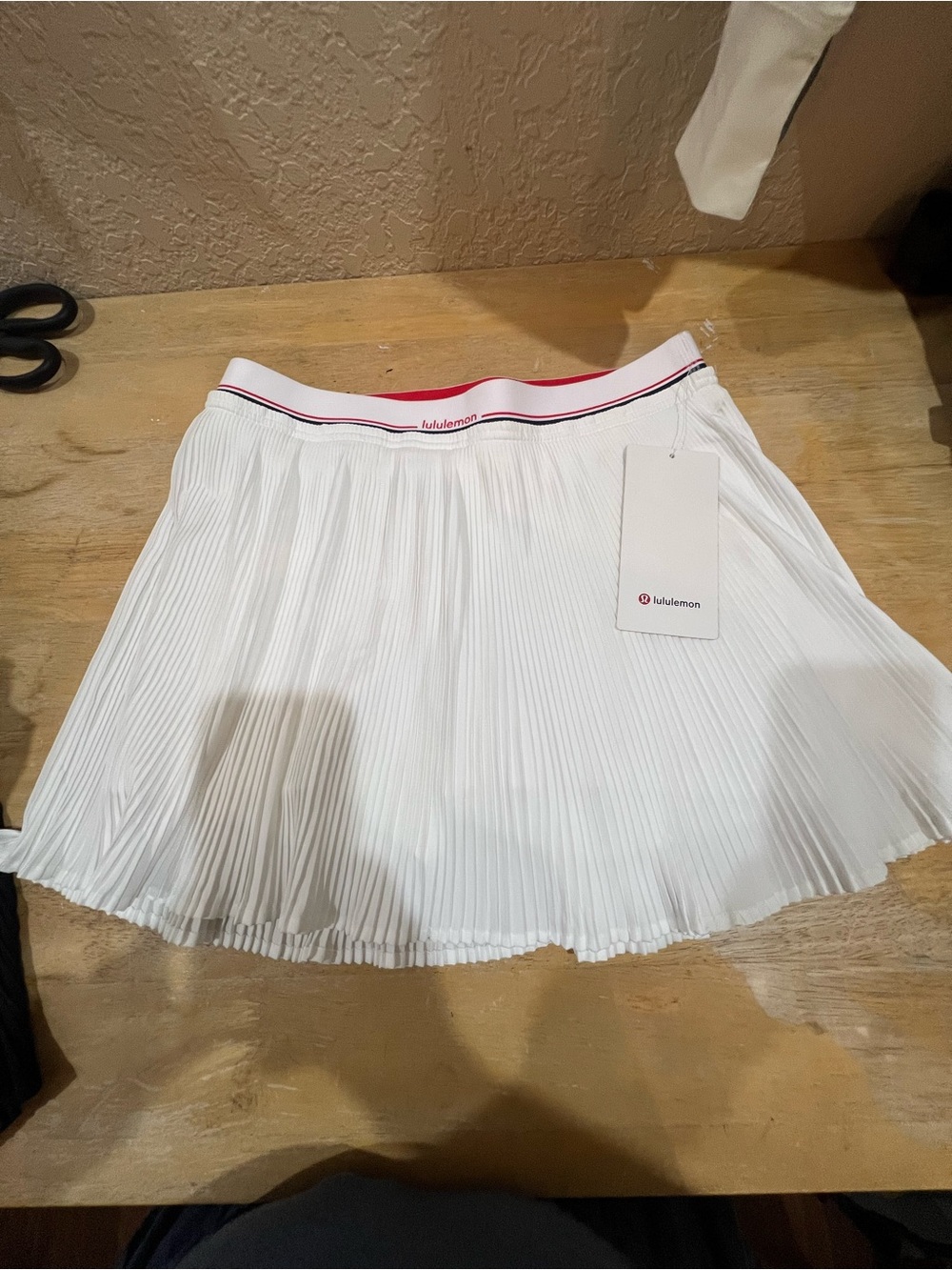 lululemon athletica Logo-Waist Micro-Pleat Tennis Skirt Color WHT size M